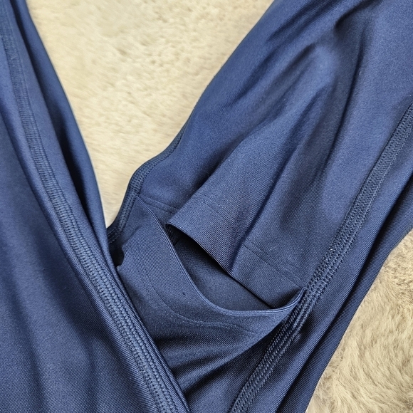 Under Armour Blue Multicolor Stripe Leggings Small Split Knee - Picture 6 of 7